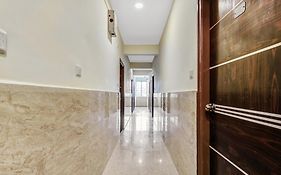 Super Hotel O Royal Suites